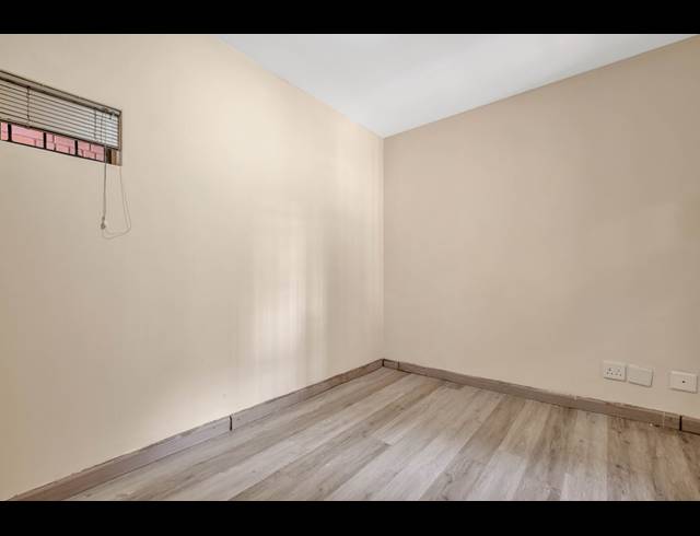 1 BEDROOM APARTMENT FOR SALE IN RICHMOND